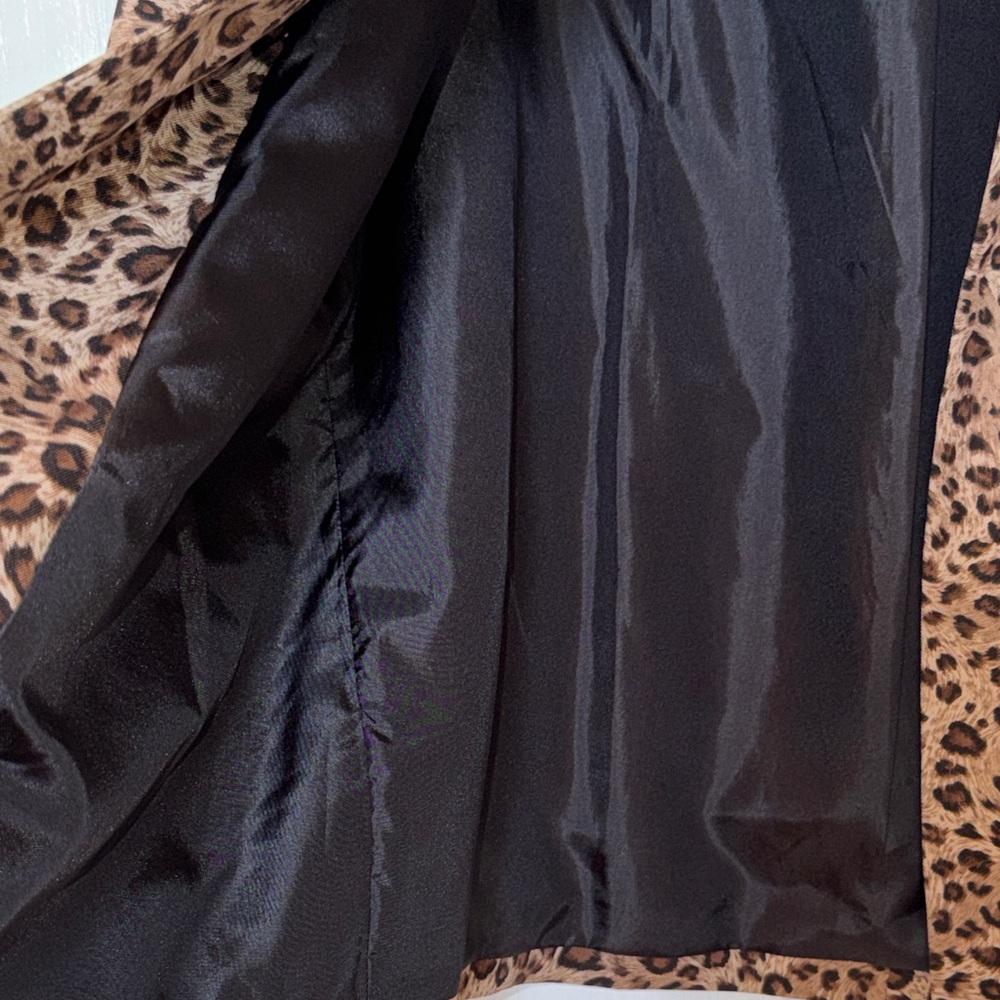 Kim Rogers Leopard Print Women's Suit Jacket- like new! - Picture 8 of 8